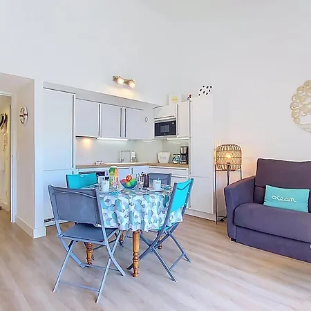 Lejlighed Les Embruns-6 By Interhome